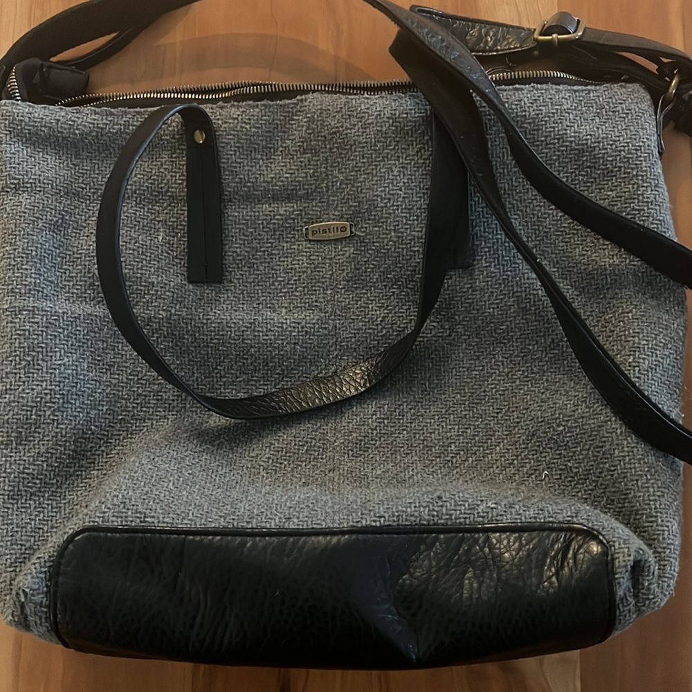 Pistil bag grey and black